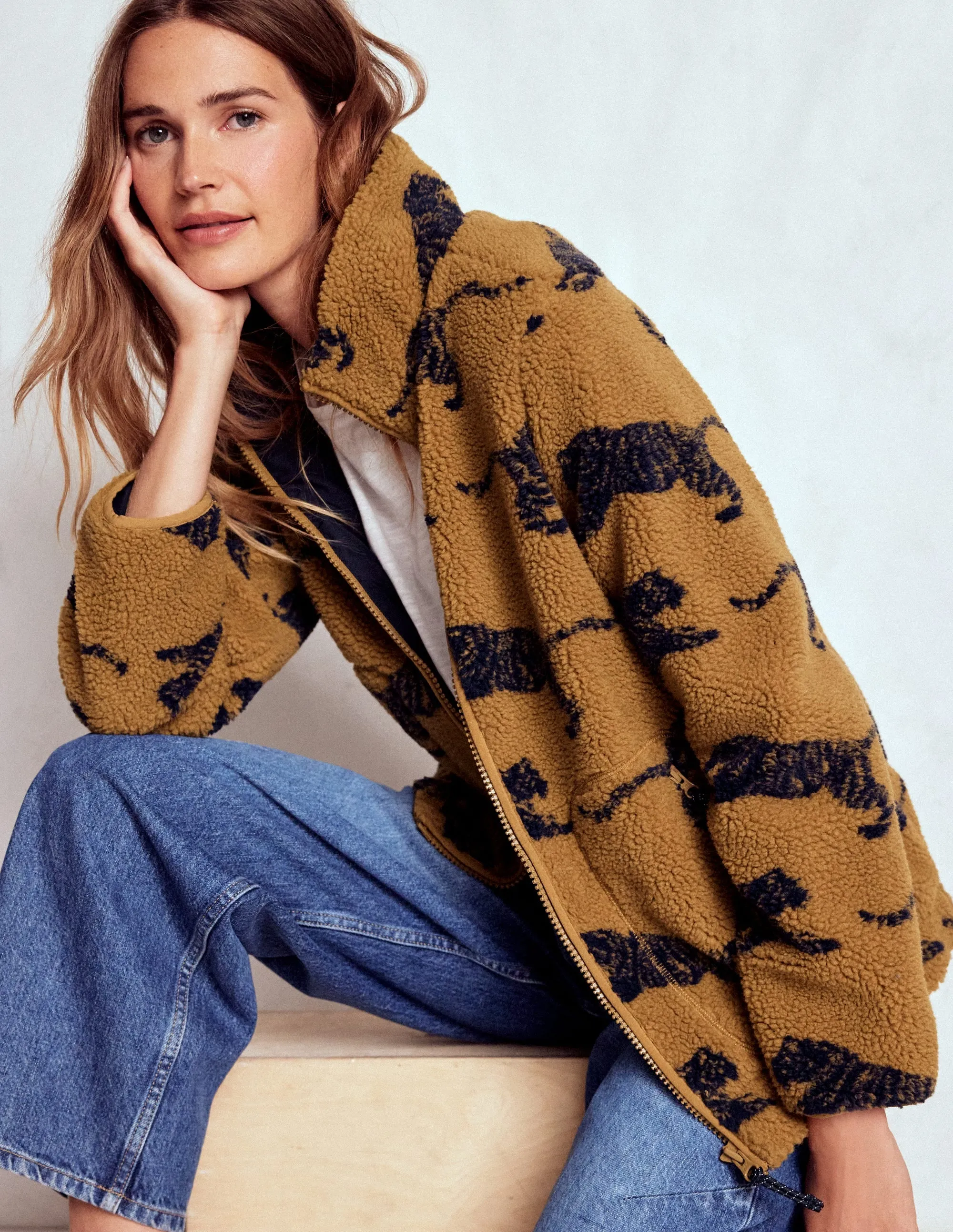 Westminster Borg Jacket-Hazelnut Brown, Leaping Tiger Relaxed Daily Style Taped Seam Waterproofing