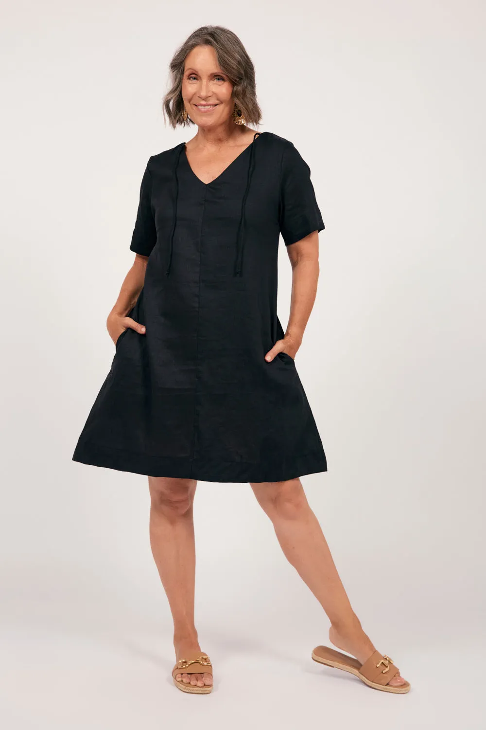 Tilly Linen 2-Way Tunic Dress in Black confident look Soft Drape