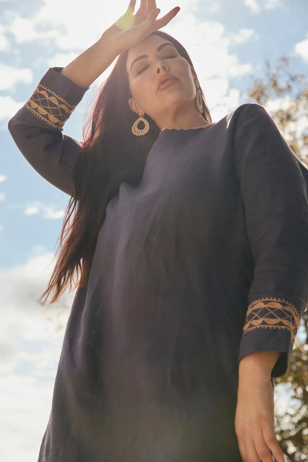 Boatneck Linen Shift Dress in Slate Subtle Comfort