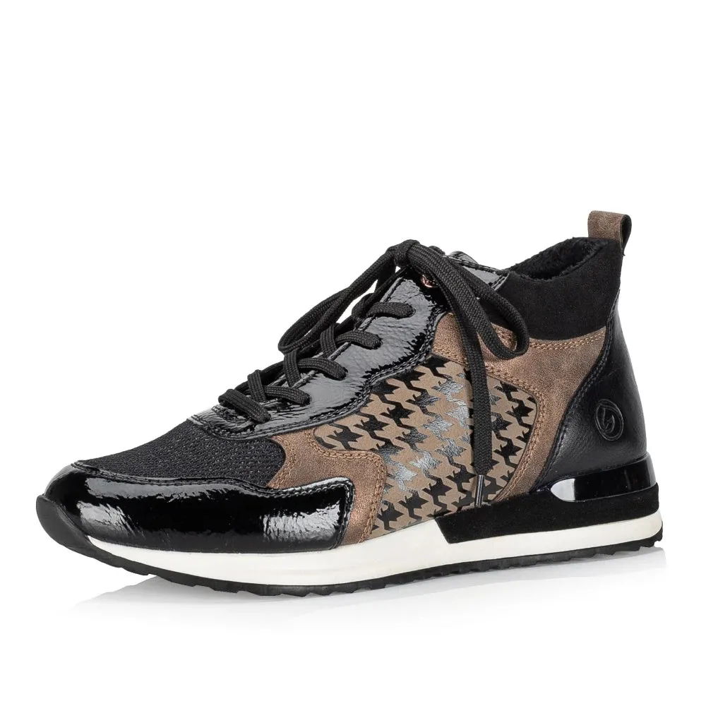 Remonte R2577-01 Wear Resistant Outsole Action Ready