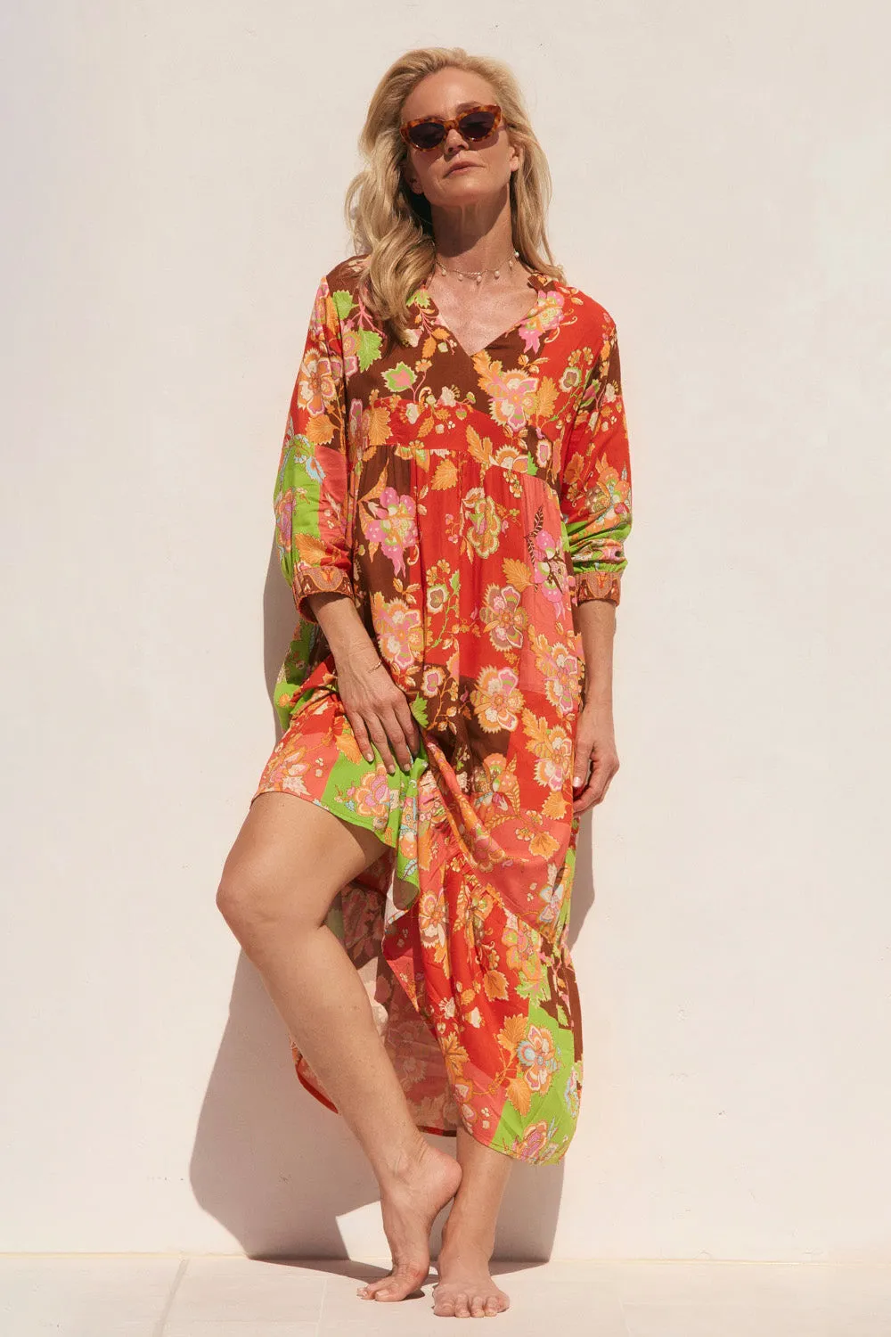 Feminine full-length gown Sabre V-Neck Dress in Petra