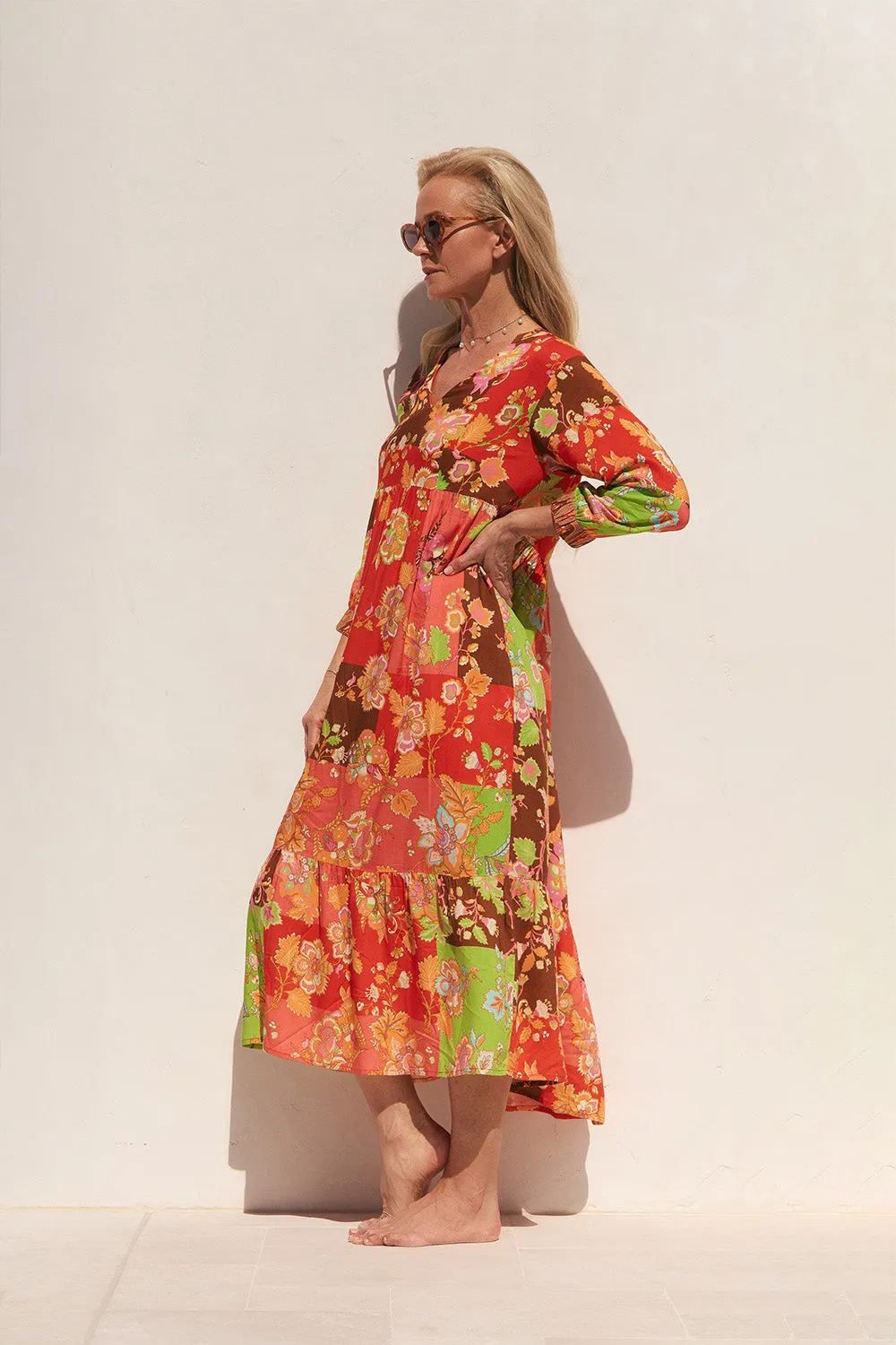 Sabre V-Neck Dress in Petra Calm Silhouette