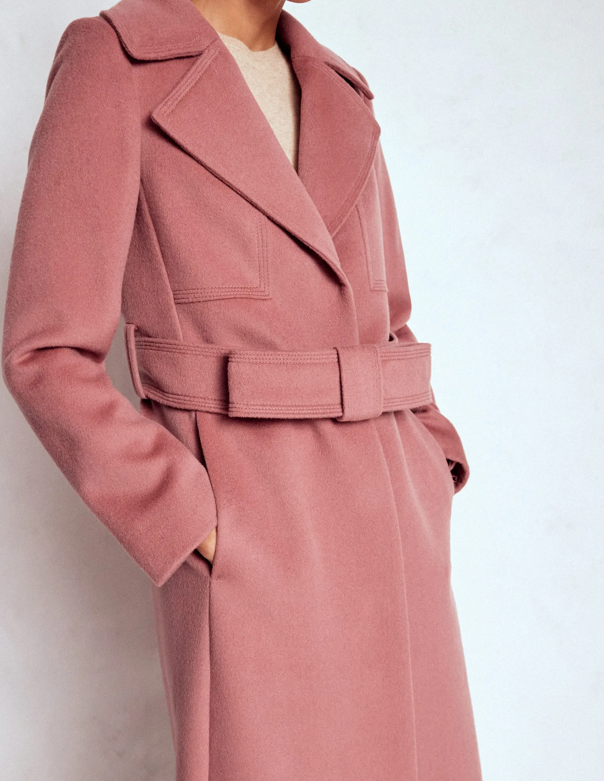 PerimeterStructuralBoning High Density Weave Bow Front Coat-Dusty Pink