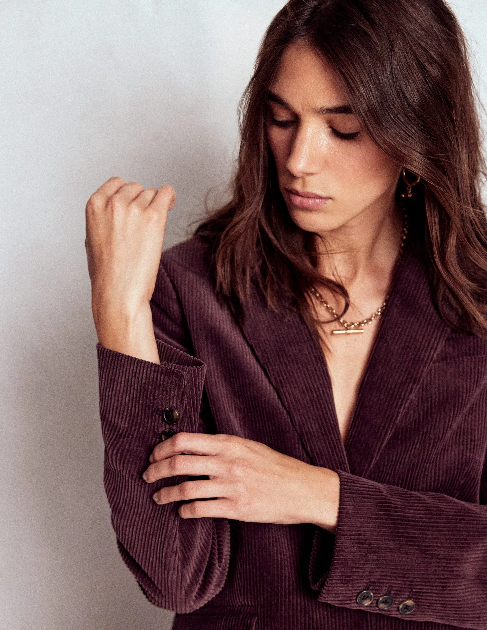 Woodbridge Cord Blazer-Deep Aubergine Windproof Cuffs Ergonomic Seams