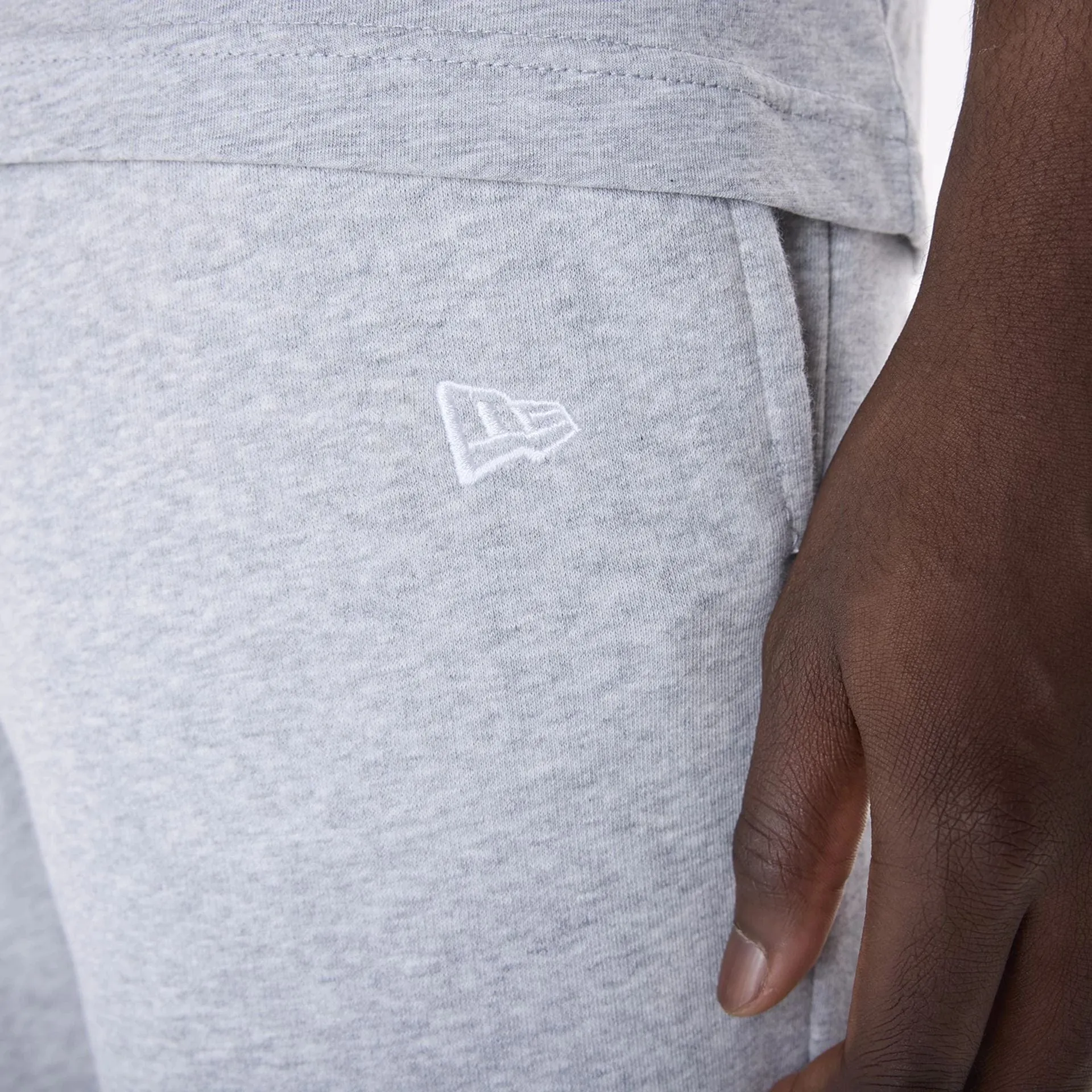 Brooklyn Nets NBA League Essential Grey Shorts Linen shorts Effortless Motion